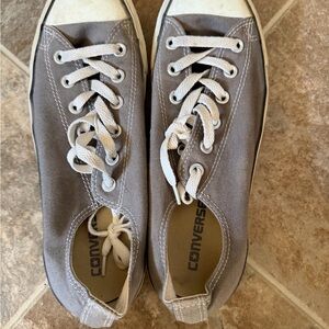 Converse Sneakers in Gray and White